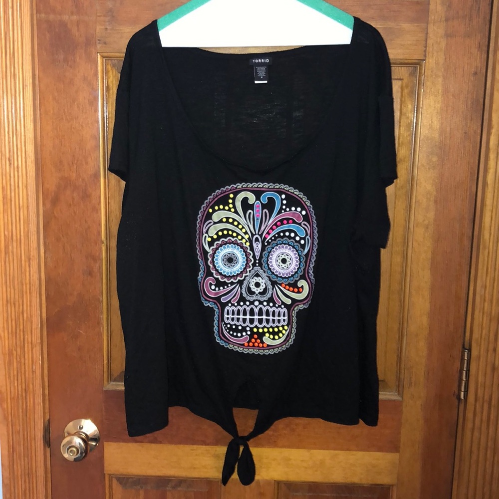 Torrid skull top